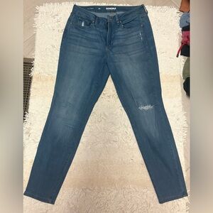 Sonoma Women's Skinny Jeans in Medium Blue Wash